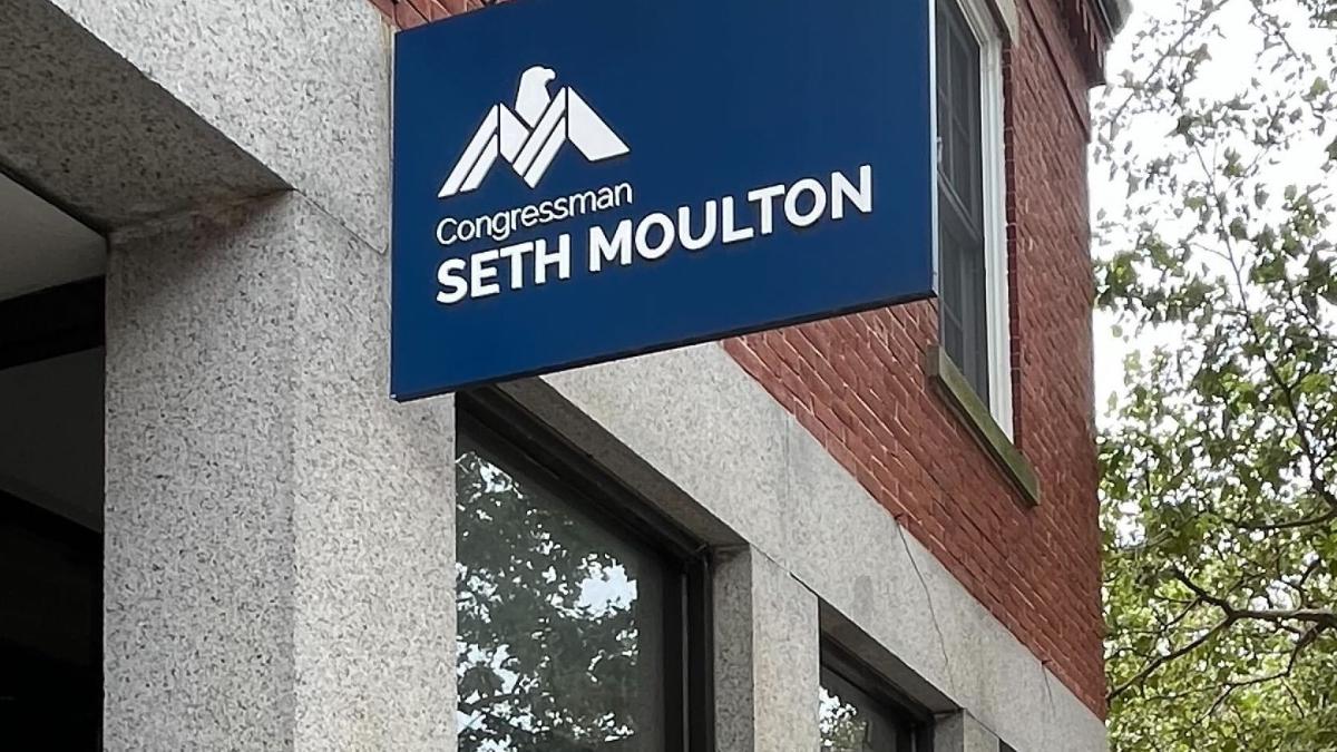 Sign in front of Seth's Salem office